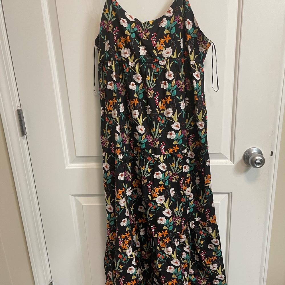 fab'rik Floral Black Midi Dress